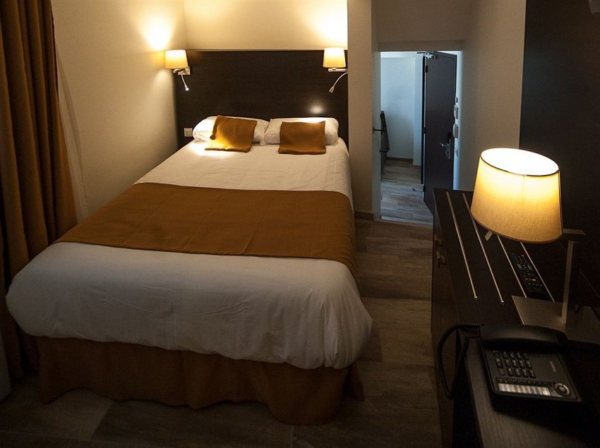 Central Hotel Nimes  | Nîmes | Gard | France 5