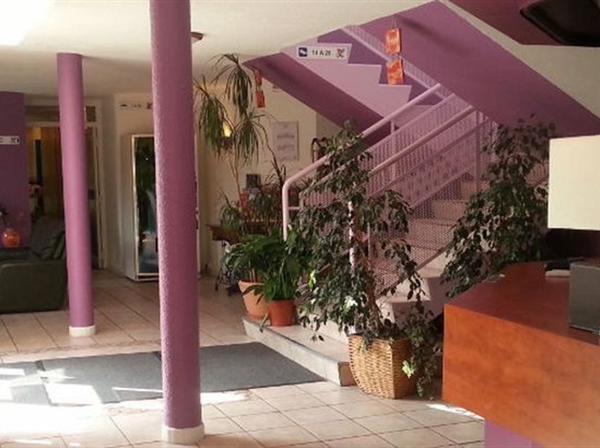 Hotel Confortel Avignon Vaucluse