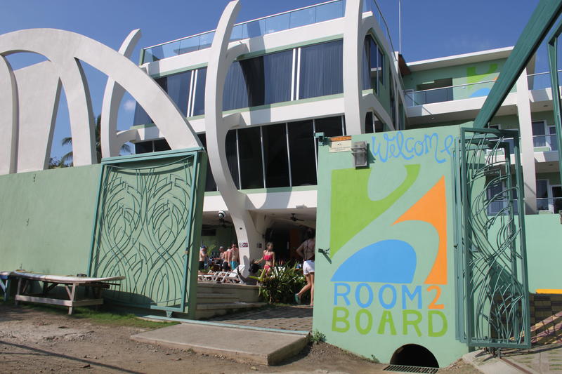 Room2board Hostel And Surf School  | Playa Jaco | Puntarenas | Costa Rica 8