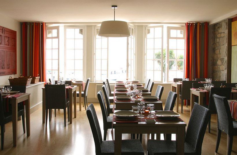 Du Centre Chez Janie  | Roscoff | Finistere | France 5