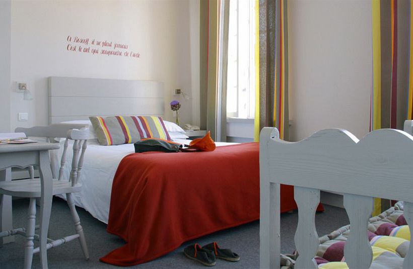 Du Centre Chez Janie  | Roscoff | Finistere | France 8