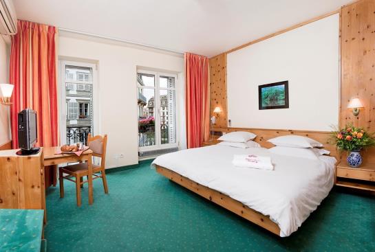 Hôtel Aux Trois Roses  | Strasbourg | Bas-Rhin | France 11