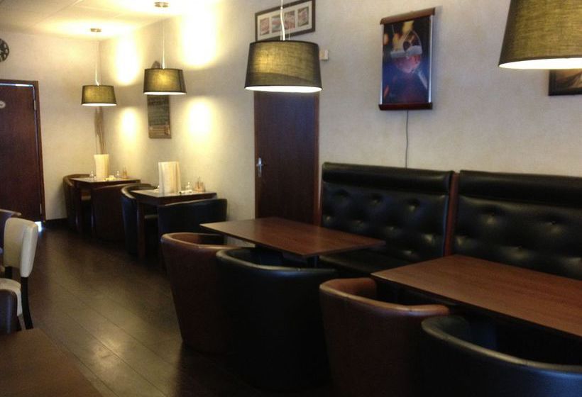 Hotel de La Gare  | Severac le Chateau | Aveyron | France 6