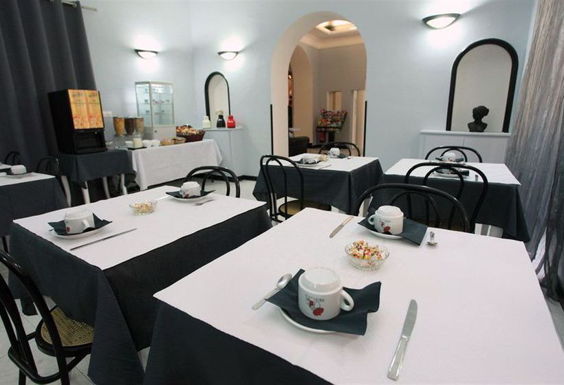 Hôtel Des Flandres  | Nice | Alpes-Maritimes | France 9