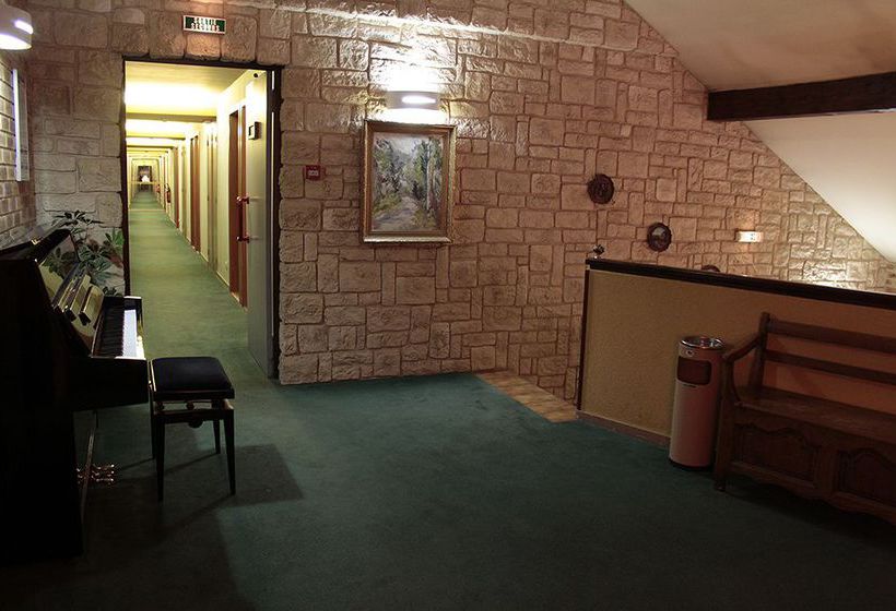 Hôtel Siatel Founottes  | Besançon | Doubs | France 6