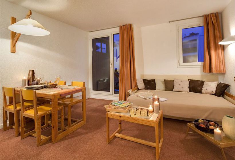 Maeva La Croix Margot  | Villard sur Doron | Savoie | Francia 1