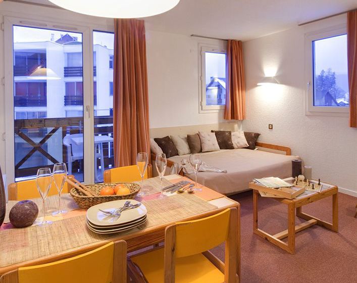 Maeva La Croix Margot  | Villard sur Doron | Savoie | Francia 8