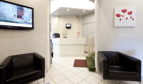 Hôtel Victor Hugo  | Montrouge | Hauts-de-Seine | France 16