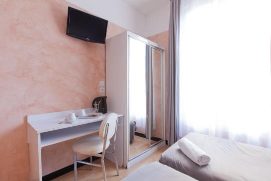 Hôtel Victor Hugo  | Montrouge | Hauts-de-Seine | France 18