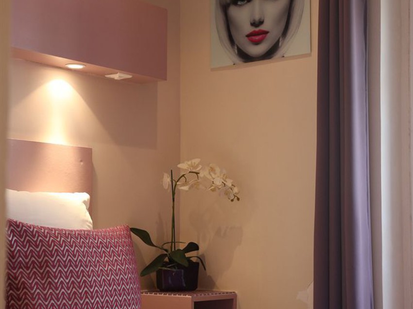 Hôtel Pink  | Paris | Paris | France 17