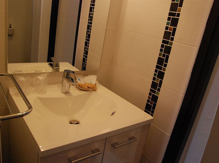 Hôtel L Actuel  | Chambery | Savoie | France 19