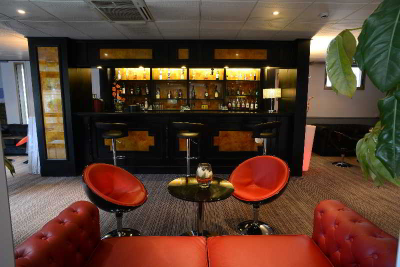 Interhotel Rueil Centre  | Versailles | Yvelines | França 7