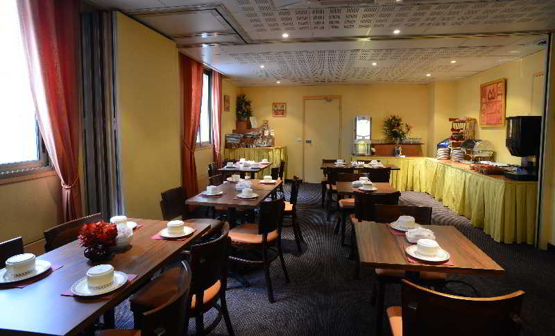 Interhotel Rueil Centre  | Versailles | Yvelines | França 8