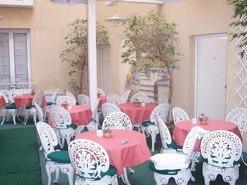 Hôtel Des Arts  | Nanterre | Hauts-de-Seine | France 10