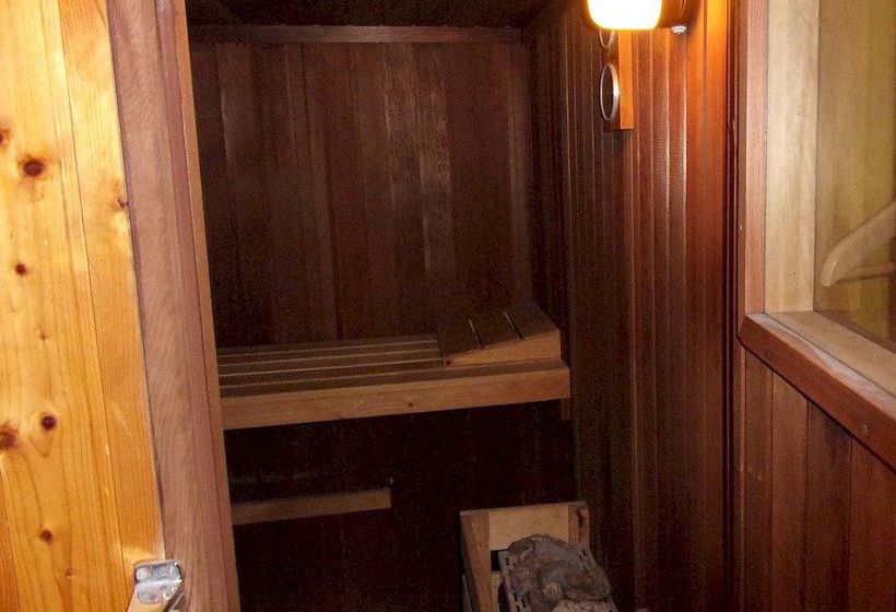 Hôtel Des Arts  | Nanterre | Hauts-de-Seine | France 5