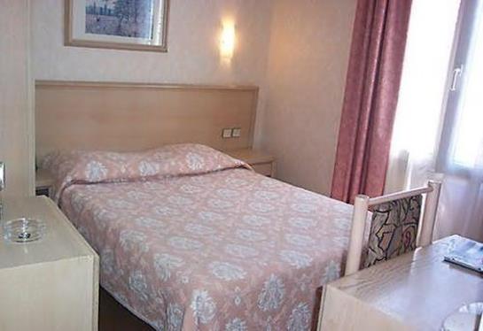 Hôtel Des Arts  | Nanterre | Hauts-de-Seine | France 6