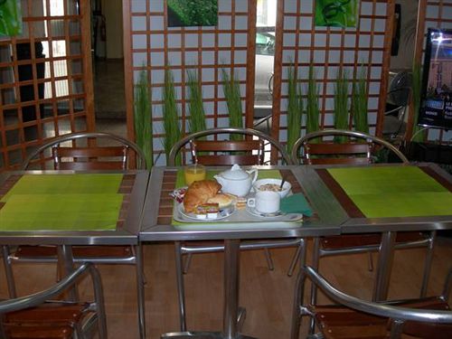 Hôtel Des Arts  | Nanterre | Hauts-de-Seine | France 8