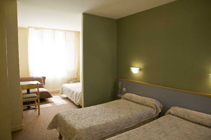 Hôtel D Italie  | Lourdes | Hautes-Pyrenees | France 1