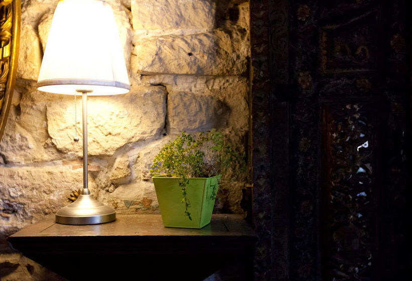 Hôtel Esmeralda  | Paris | Paris | France 10