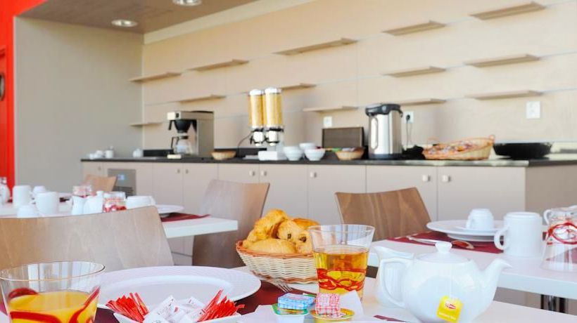 Hôtel Residhome Neuilly Bords De Marne  | Paris | Paris | France 7