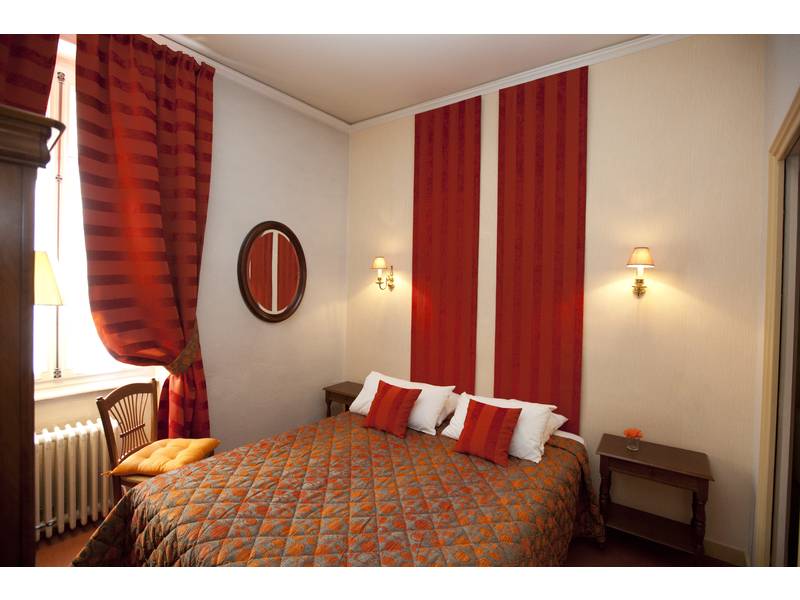 Qualys Hôtel De La Paix  | Beaune | Cote d'Or | France 10