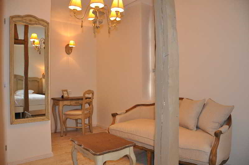 Hôtel Ih Des Poemes De Chartres  | Chartres | Eure-et-Loir | France 10