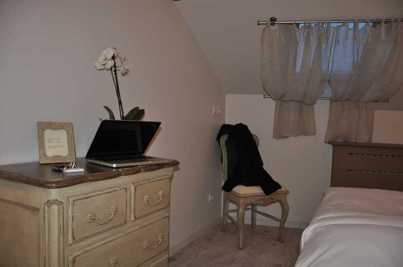 Hôtel Ih Des Poemes De Chartres  | Chartres | Eure-et-Loir | France 6