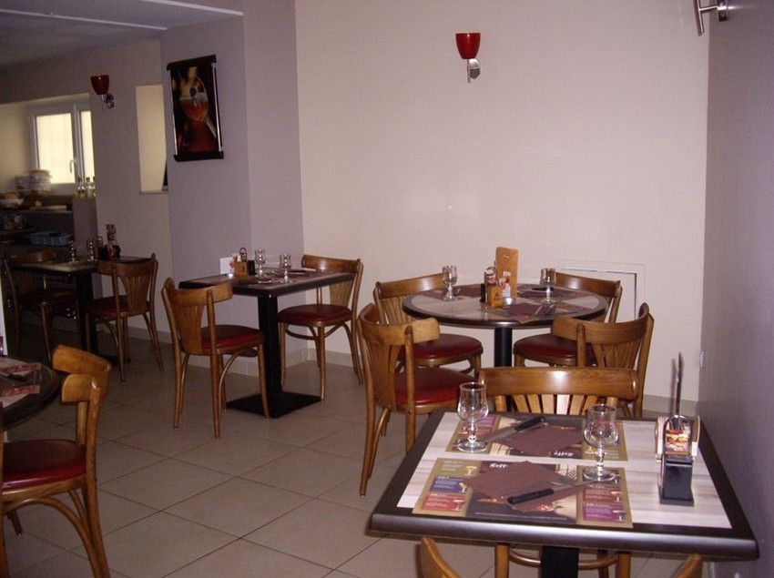 Hôtel Le Carnot  | Bolbec | Seine Maritime | France 1