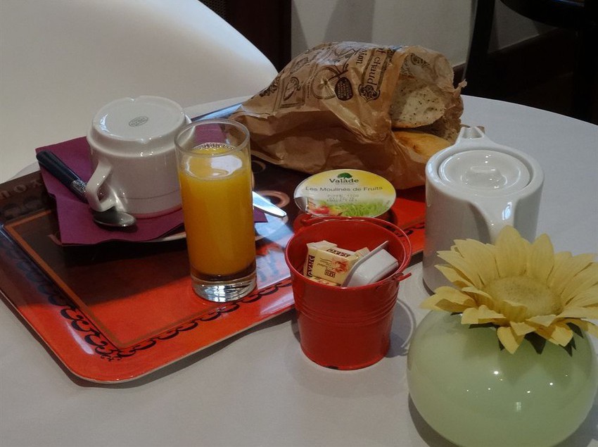 Hôtel De La Paix  | Trouville sur Mer | Calvados | France 9