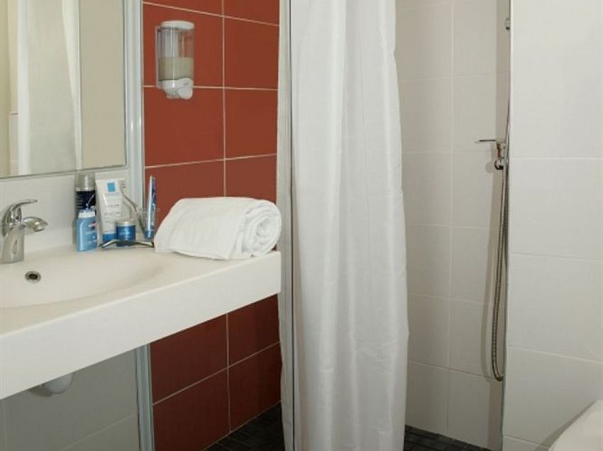Hotel Akena City Agen Castelculier  | Castelculier | Lot-et-Garonne | France 10