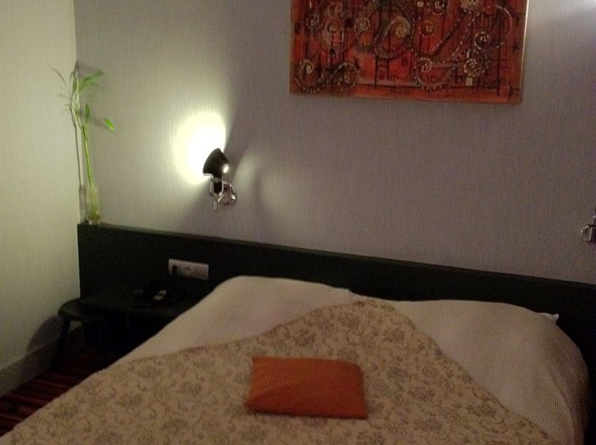 Le Latino Café - Restaurant Hôtel  | Reims | Marne | France 7