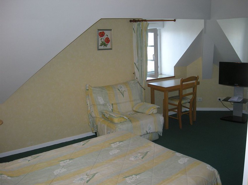 Hôtel De La Renaissance  | Cherbourg | Manche | France 13