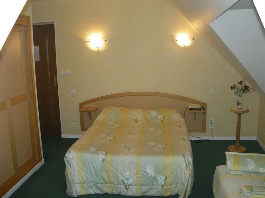 Hôtel De La Renaissance  | Cherbourg | Manche | France 14