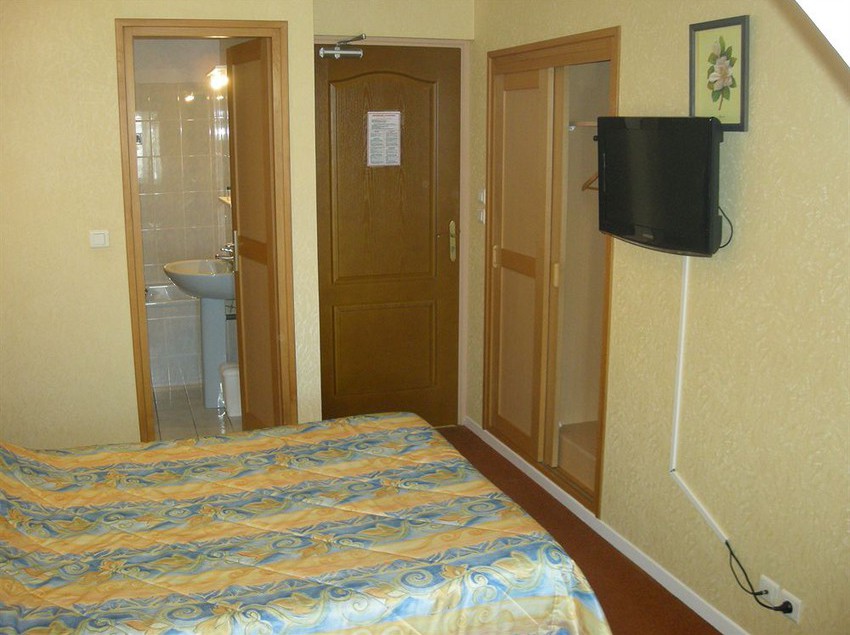 Hôtel De La Renaissance  | Cherbourg | Manche | France 8