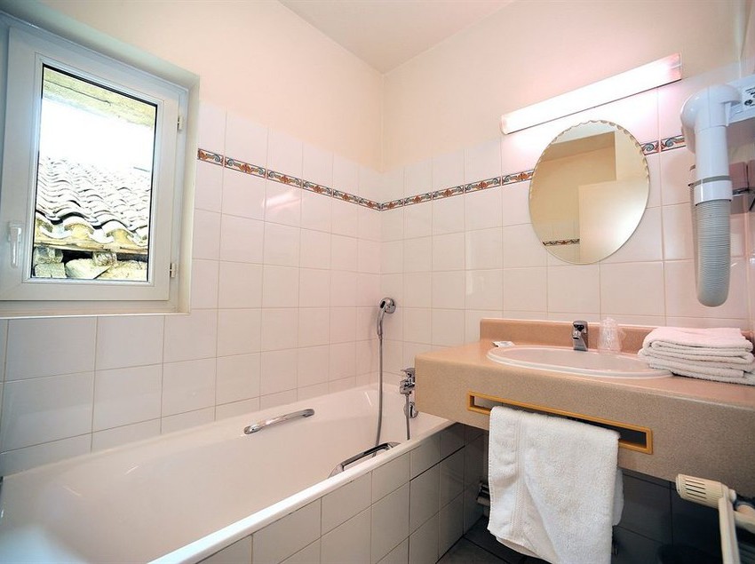 Hôtel Auberge De La Commanderie  | Saint Émilion | Gironde | France 12