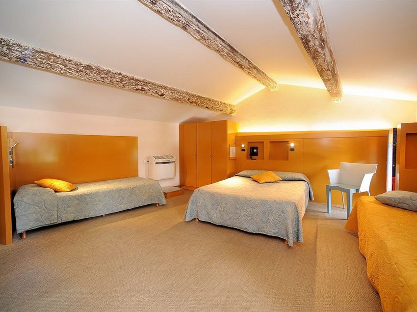 Hôtel Auberge De La Commanderie  | Saint Émilion | Gironde | France 18