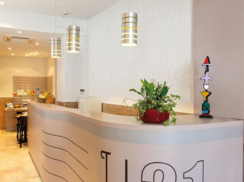 Hôtel Le 21  | Saint Raphael | Var | France 20