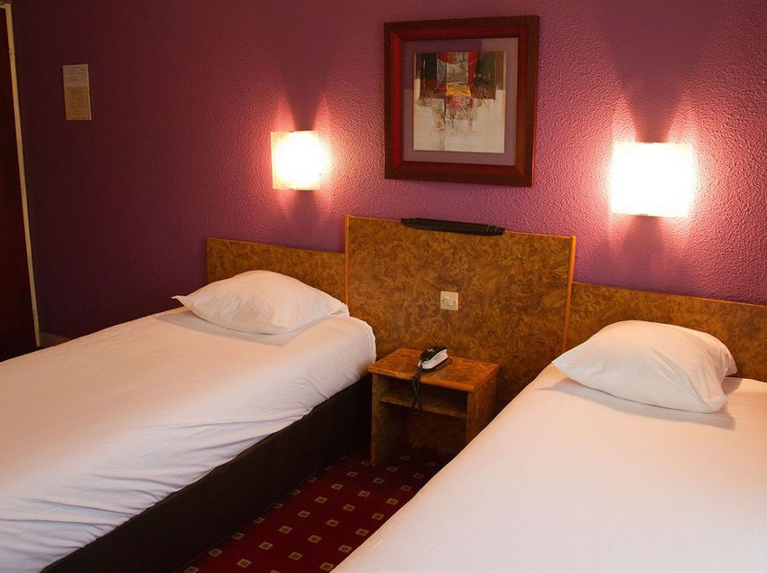 Hôtel Du Trosy  | Clamart | Hauts-de-Seine | France 14