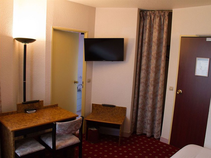 Hôtel Du Trosy  | Clamart | Hauts-de-Seine | France 19