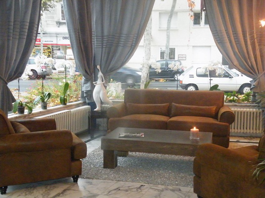 Hôtel De L'avenue  | Saintes | Charente-Maritime | France 8