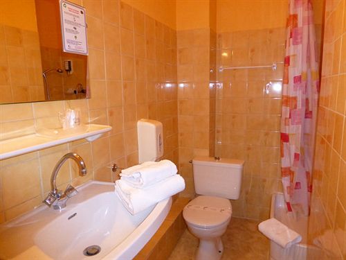 Hôtel Trianon  | Vichy | Allier | France 16