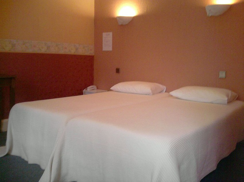 Hôtel California  | Vichy | Allier | France 1