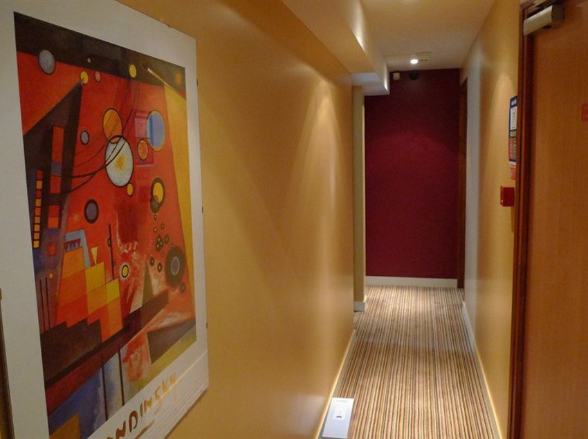 Hôtel De Reims  | Paris | Paris | France 19