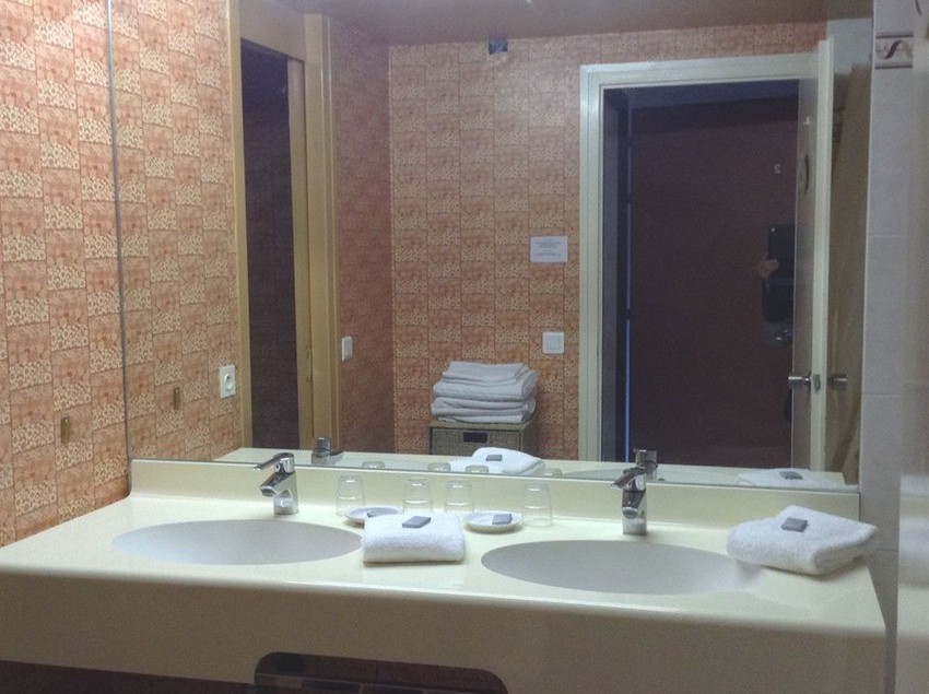 Hôtel Résidence La Rénovation  | Thonon les Bains | Haute-Savoie | France 11