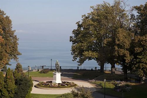 Hôtel Résidence La Rénovation  | Thonon les Bains | Haute-Savoie | France 17