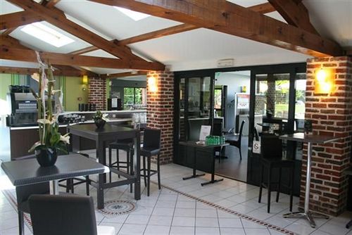 Hotel Domaine Des Cigognes 