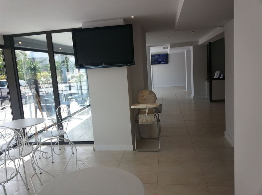 Hôtel Porte d'Espagne  | Perpignan | Pyrenees-Orientales | France 20