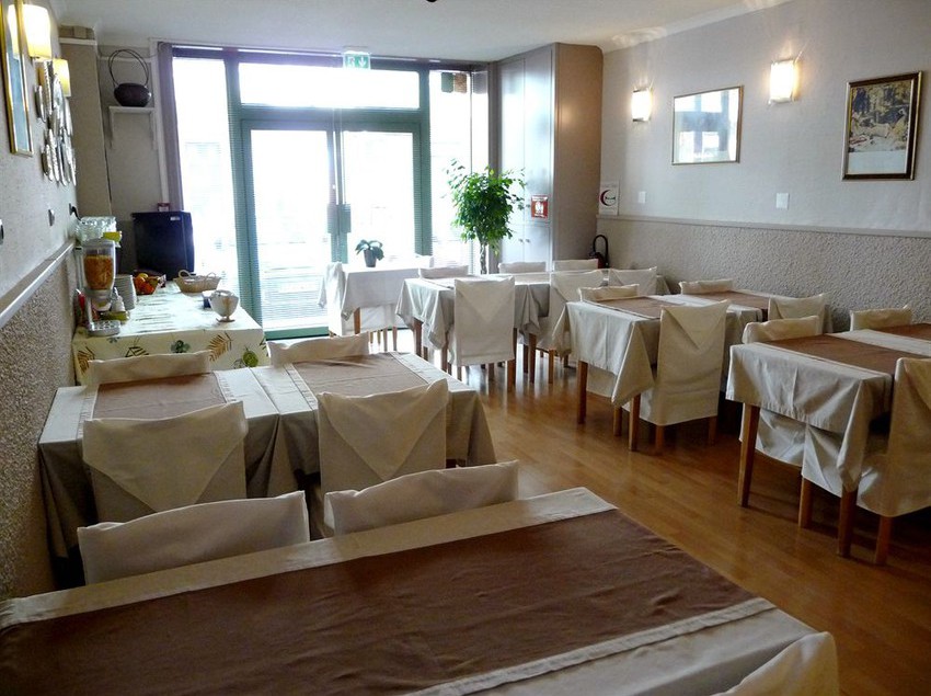 Hôtel Alexander  | Perpignan | Pyrenees-Orientales | France 9