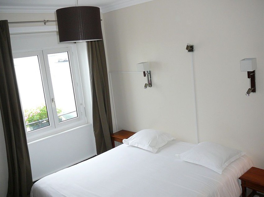 Hôtel Le Continental  | Cancale | Ille-et-Vilaine | France 1