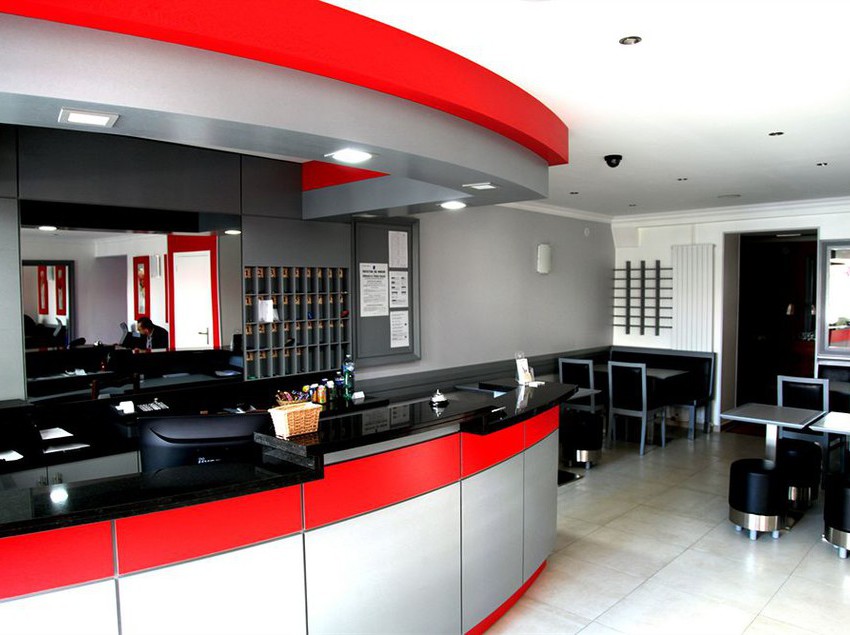 Hôtel Briand  | Levallois Perret | Hauts-de-Seine | France 2